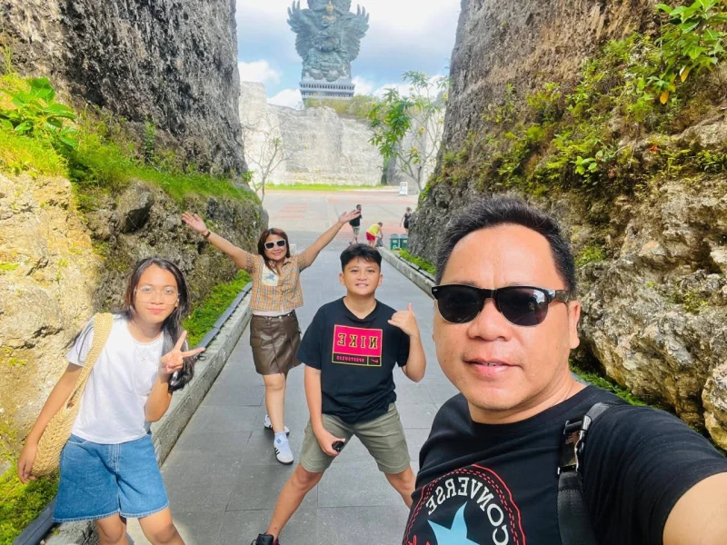 with Mama & Papa